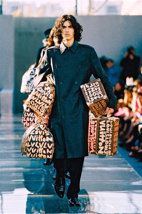 marc jacobs for louis vuitton|louis vuitton and takashi.